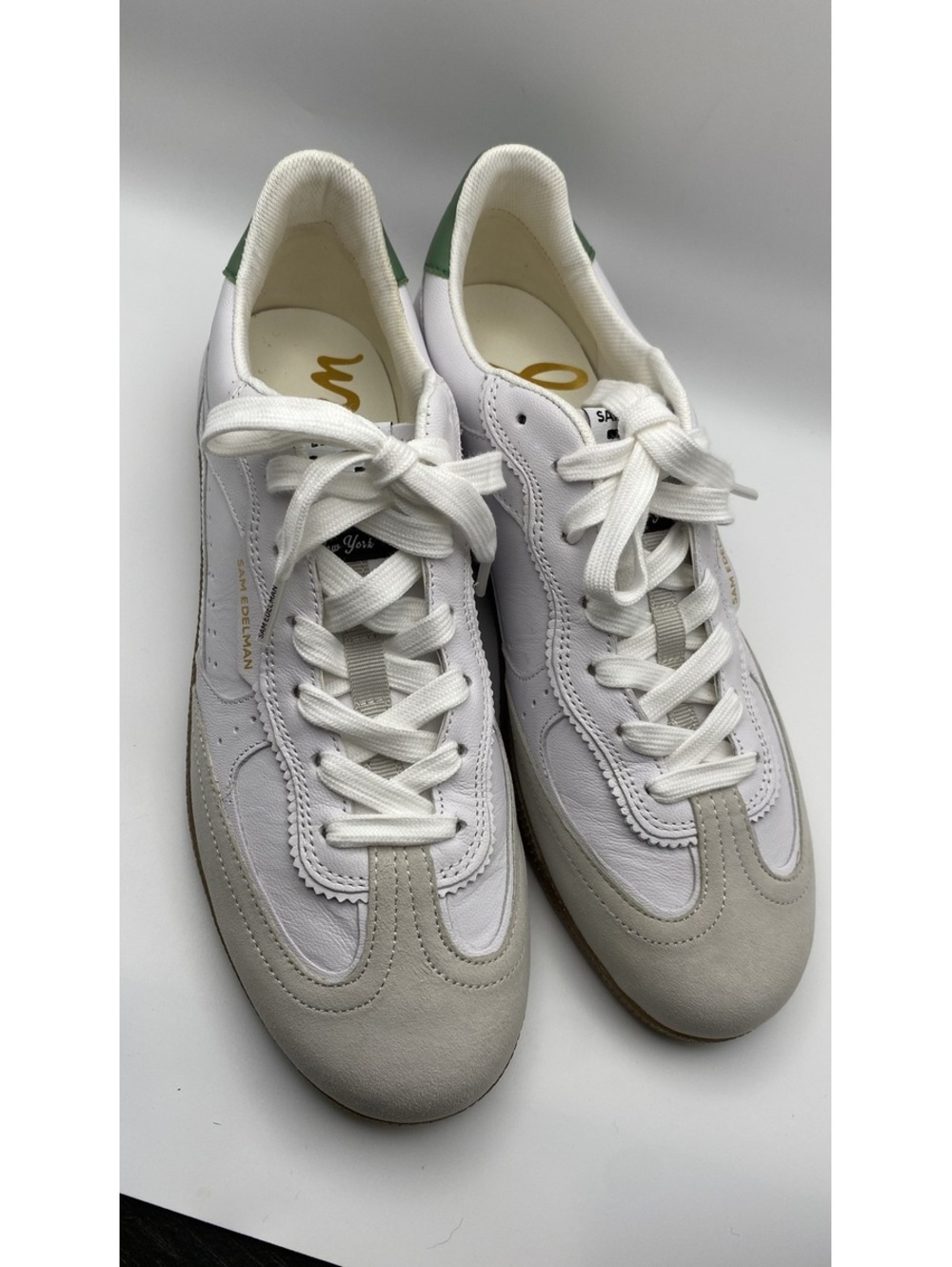 Sam Edelman BRAND NEW! White and Green Leather Sneakers Size 9 - Picture 3 of 9